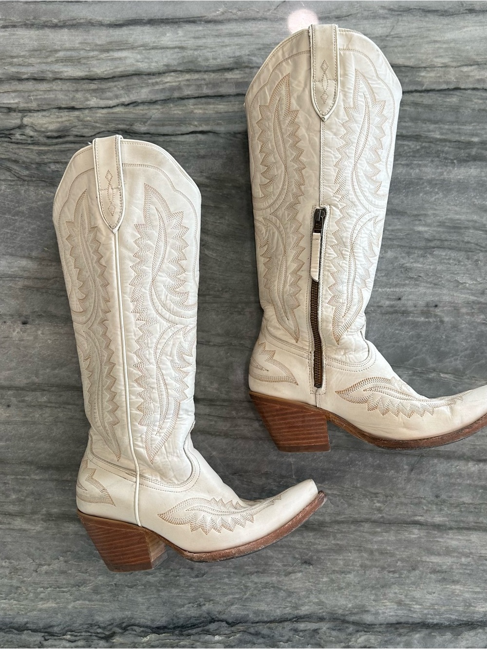 ARIAT Women's Casanova Tall Western Cowboy Boots Snip Toe White size 7.5